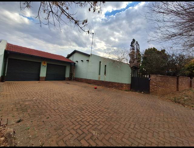 3 BEDROOM HOUSE FOR SALE IN BERGSIG